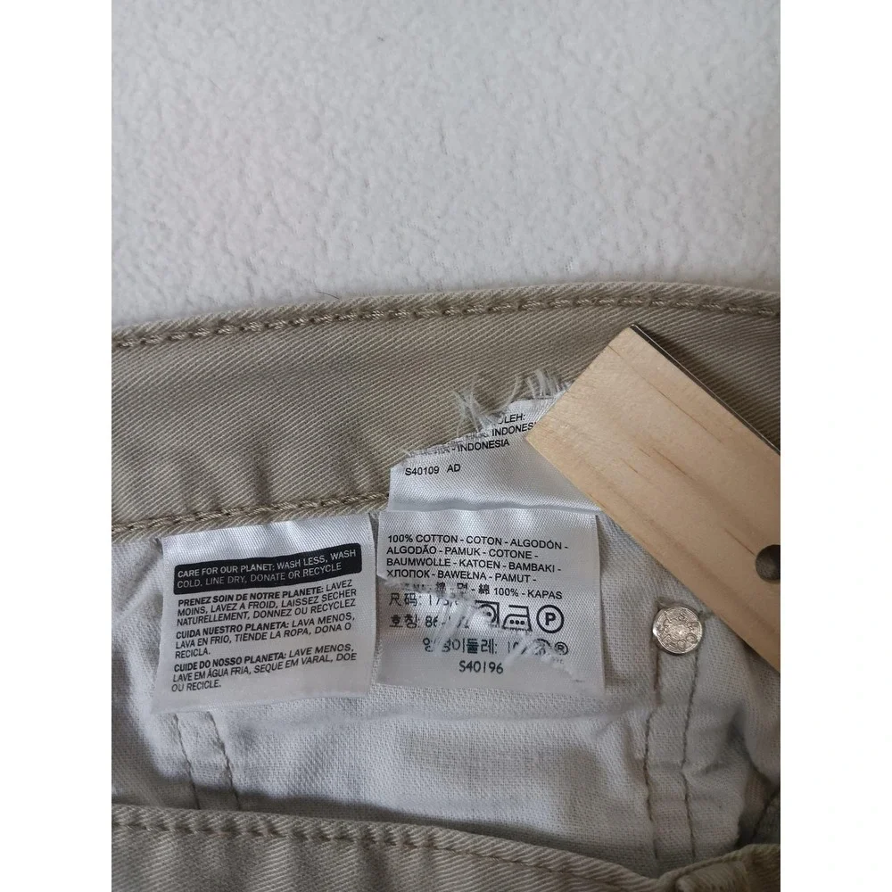 Levis refresh your